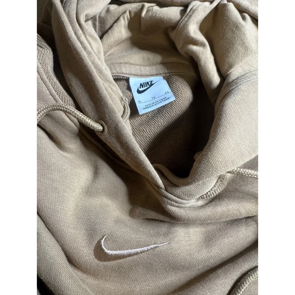 Nike Solo Swoosh Hoodie Mens XL Tan Khaki‎ Center Swoosh Pullover Sweatshirt